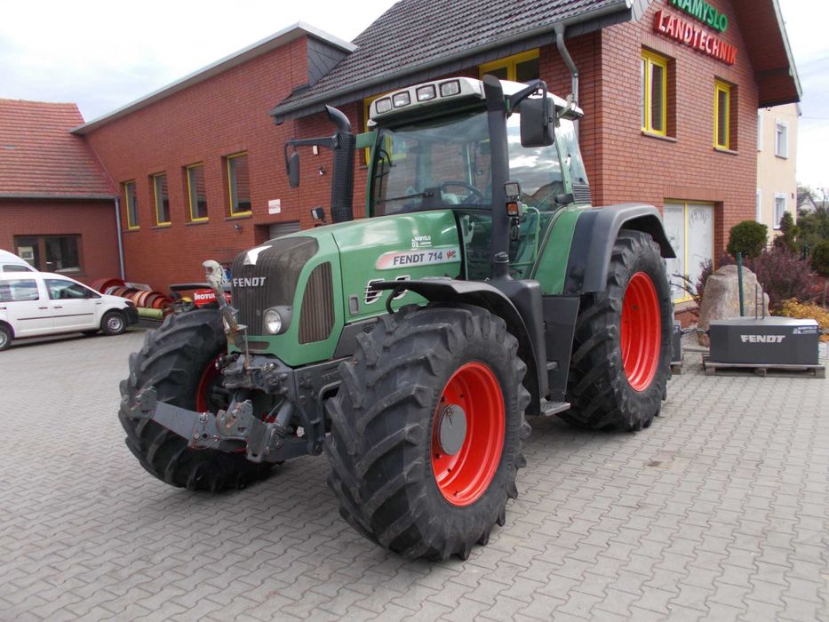 Ciągnik Fendt 714 Vario TMS Com3
