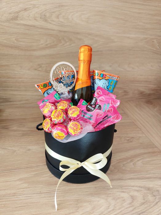 Prezent słodki sweet box że słodyczami lotto, chupa chups zdrapki