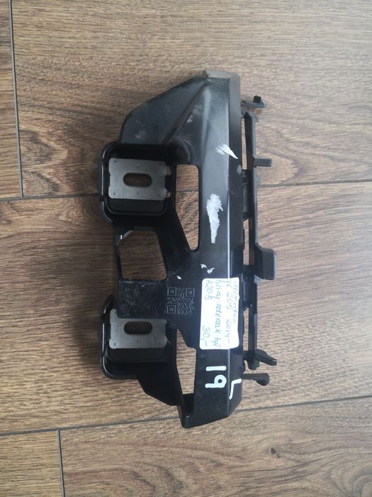 Ślizg zderzaka tylnego Mercedes W205 C klasa A205 lewy orygin nowy #19