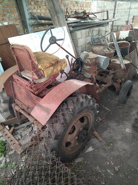 Трактор  т 16 та саморобний
