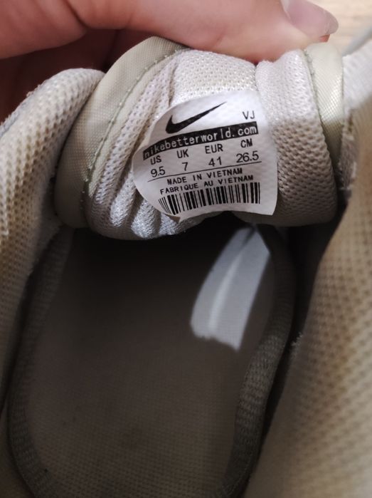 Кросівки жіночіnike сірі 39-40розмір