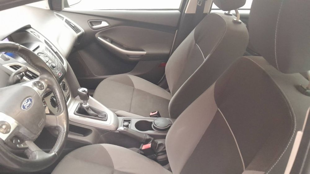 Ford focus 1.6 TDCI 2011 — photo 5
