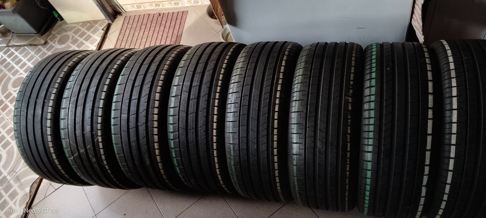 Pneus 245/40/19 semi novos