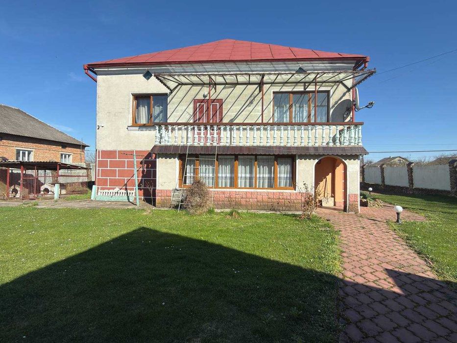 Продаж будинку в с. Великосілки