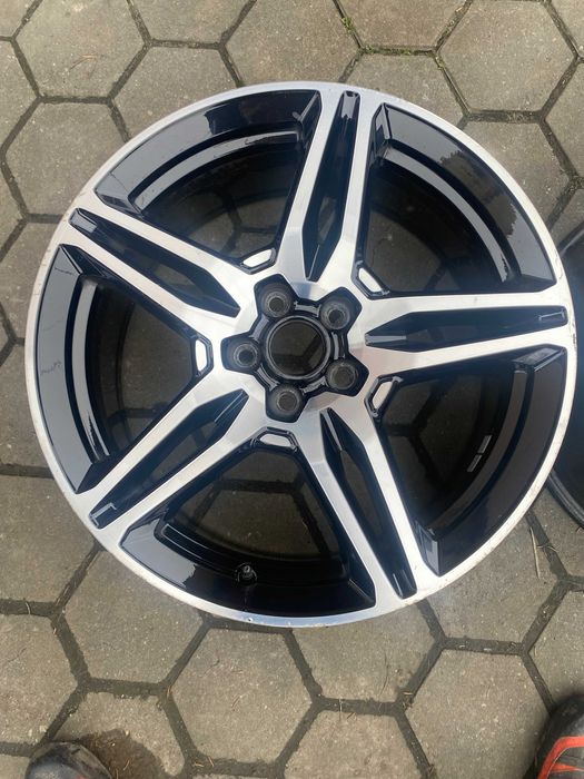 Felgi Aluminiowe FORD OE  5x108 8,0jx19 ET52,5