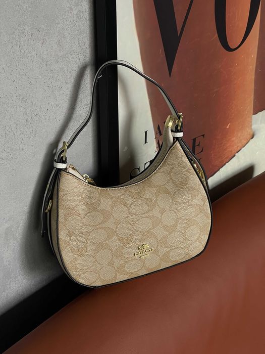Женская сумка Coach Kleo багет через плечо Коуч коричневый черный