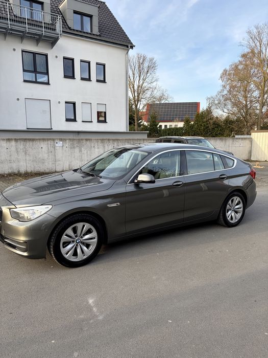 Bmw 530 GT 2016.