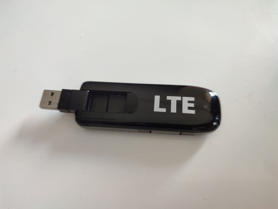 Modem USB LTE MF821