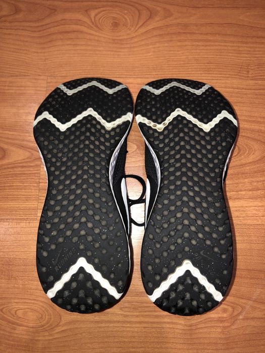 Nike Revolution 5 Original