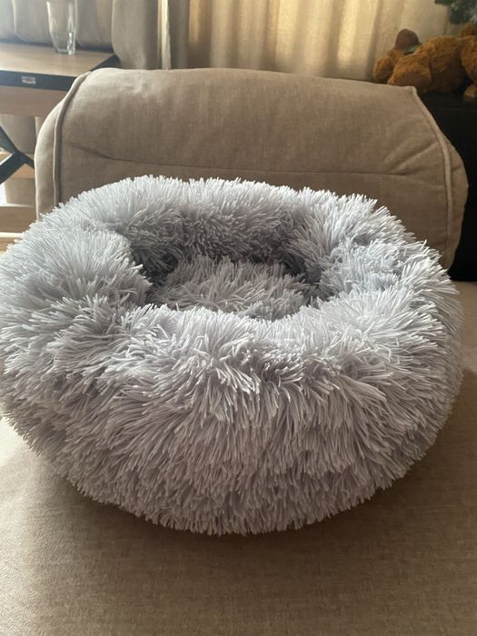 Лежанка для кота нова