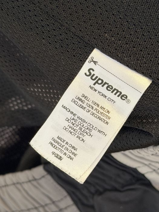 Оригінальні спортивні штани Supreme x Umbro розмір L