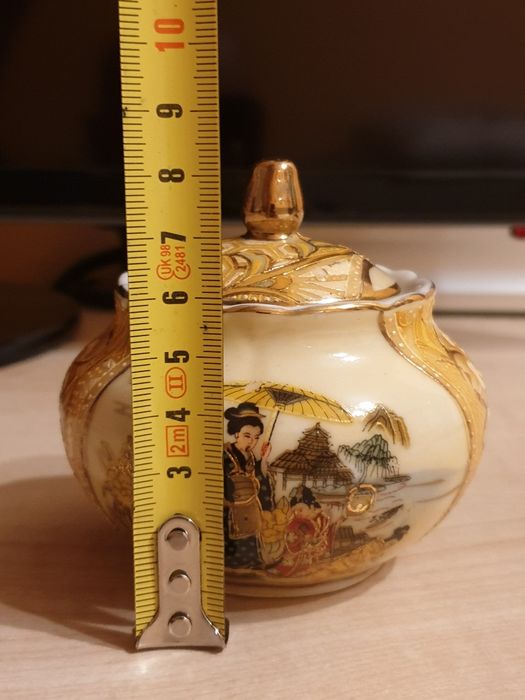 Pojemniczki z pokrywkami, cukiernice 2szt.