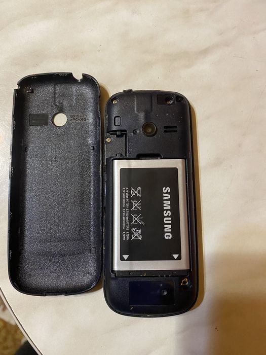 Телефон Самсунг duos на 2 сімки кнопковий , кнопочний