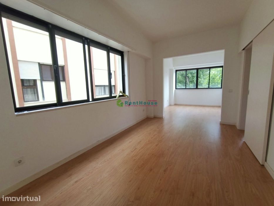 Apartamento  T1+1 Remodelado Central
