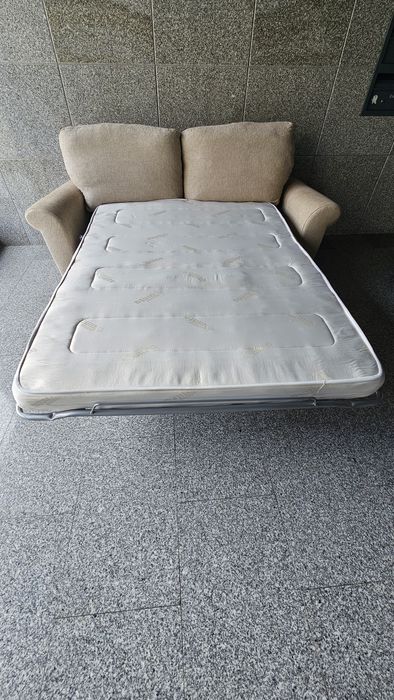 Sofa cama cinzento