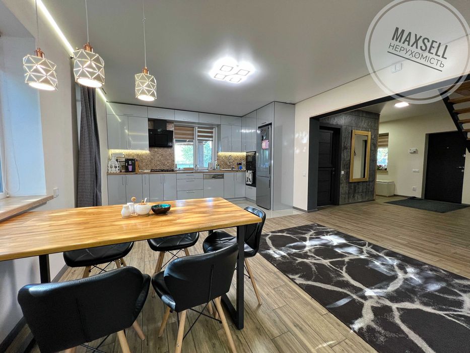 Продам чудовий будинок з новим сучасним ремонтом (єОселя)