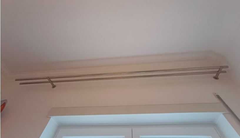 Varão Duplo + suportes em Metal cinza/ Prateado para cortinados