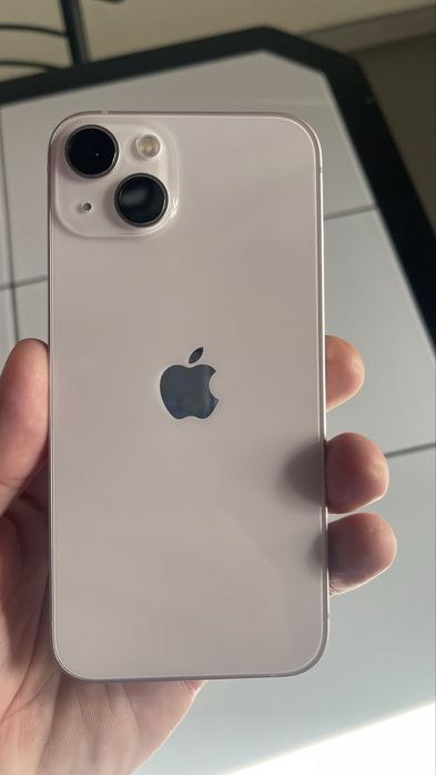 Iphone 13 в дуже гарному стані
