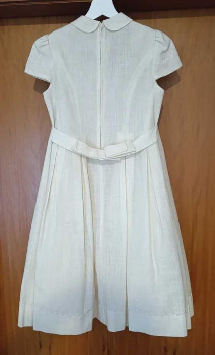 Vestido de Comunhão branco com bordado