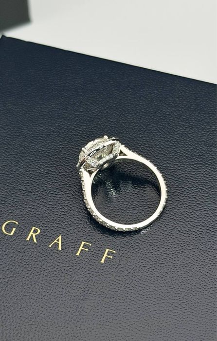Каблучка в стилі GRAFF Колекція ICON Біле золото