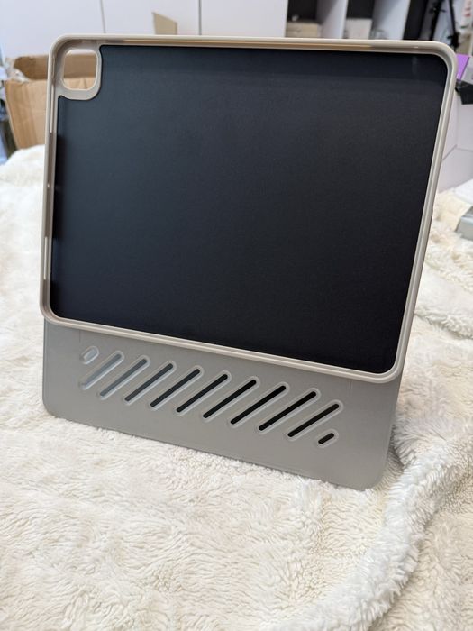 Чохол ESR Shift Magnetic Case Black для iPad 13 (2024, 7 Generation)