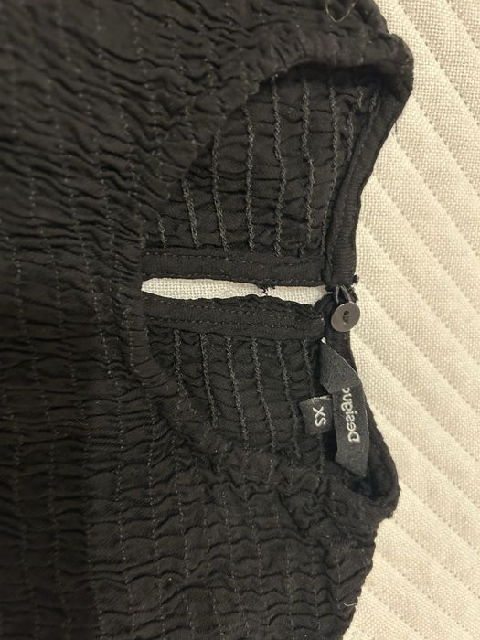 Sukienka Desigual mala czarna przezroczyste rekawy rozmiar XS