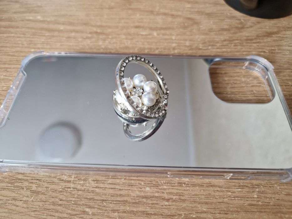 Чехол на IPhone 12 Pro зеркальный с жемчугом бусинами камушкамиподста