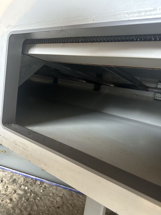 Холодильна вітрина