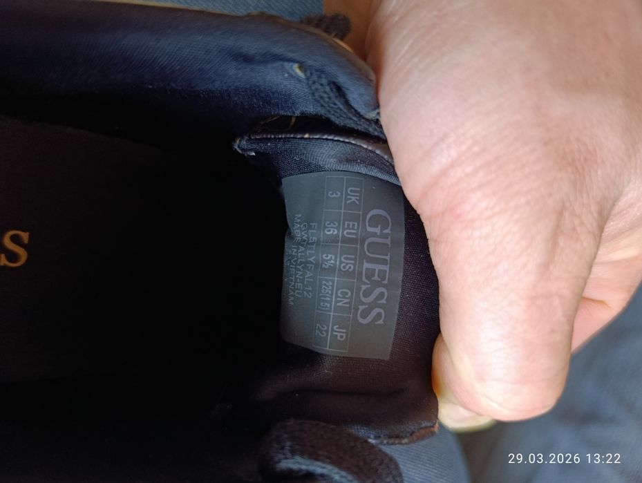 Buty damskie  Guess 36