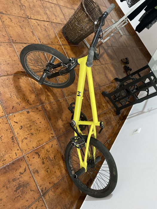 Bmx ferro amarelo flourescente