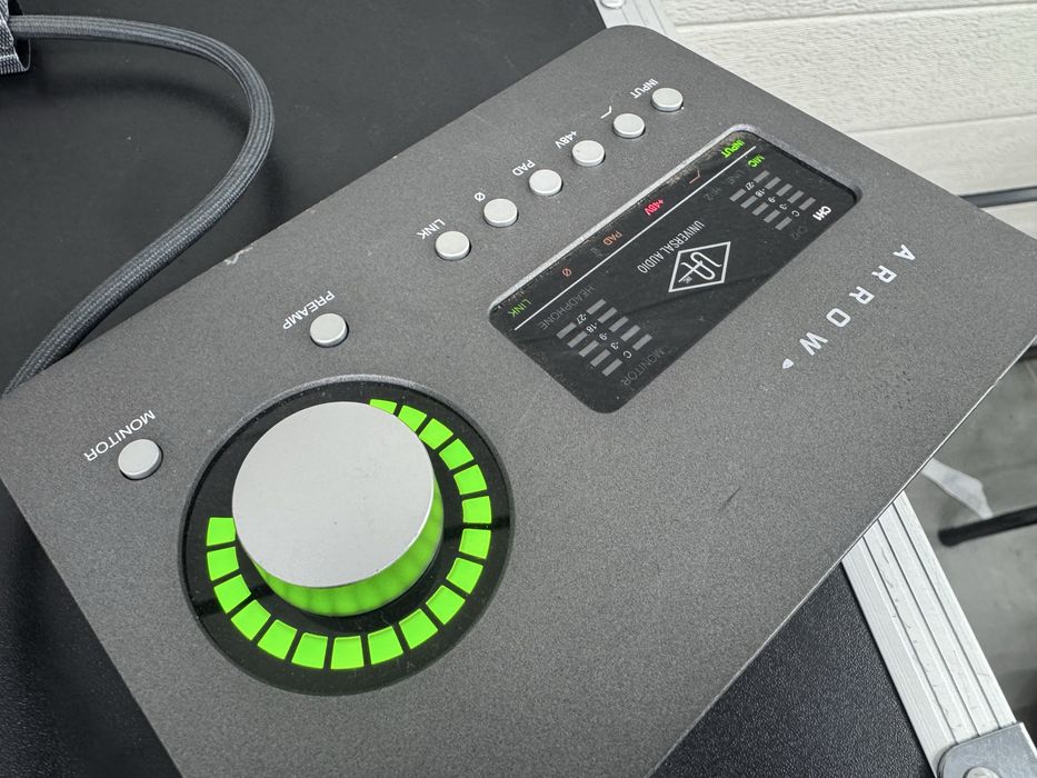 Universal audio Arrow okazja pluginy za 10 tys pln uad 2 najtaniej