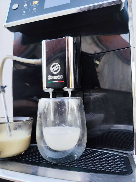 Кавомашина кофемашина Saeco Xelsis SM7580