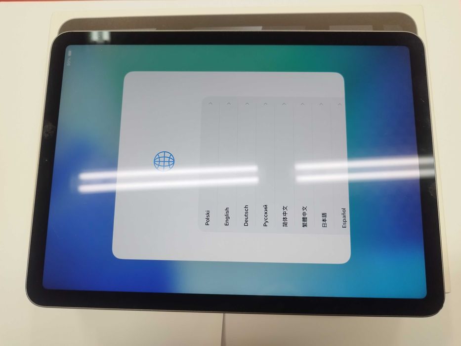 Tablet Apple iPad Air (5th Gen) 10,9" 8 GB / 64 GB szary wifi