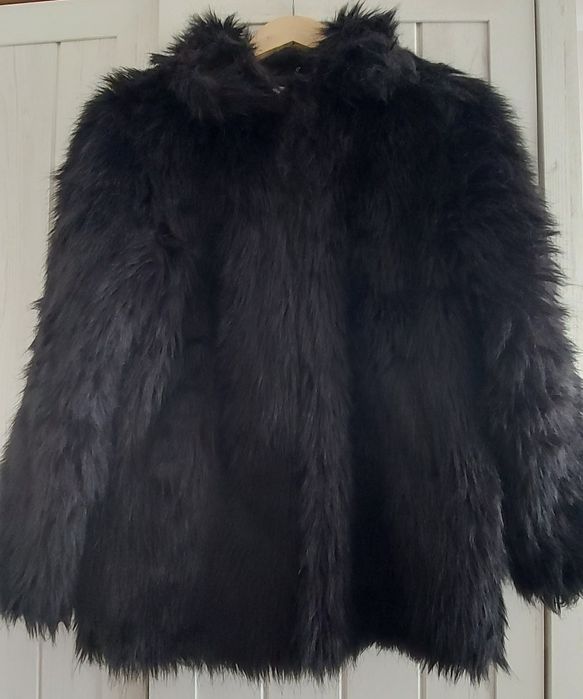 Eleganckie futro Mohito, rozm. 36 - zadbane