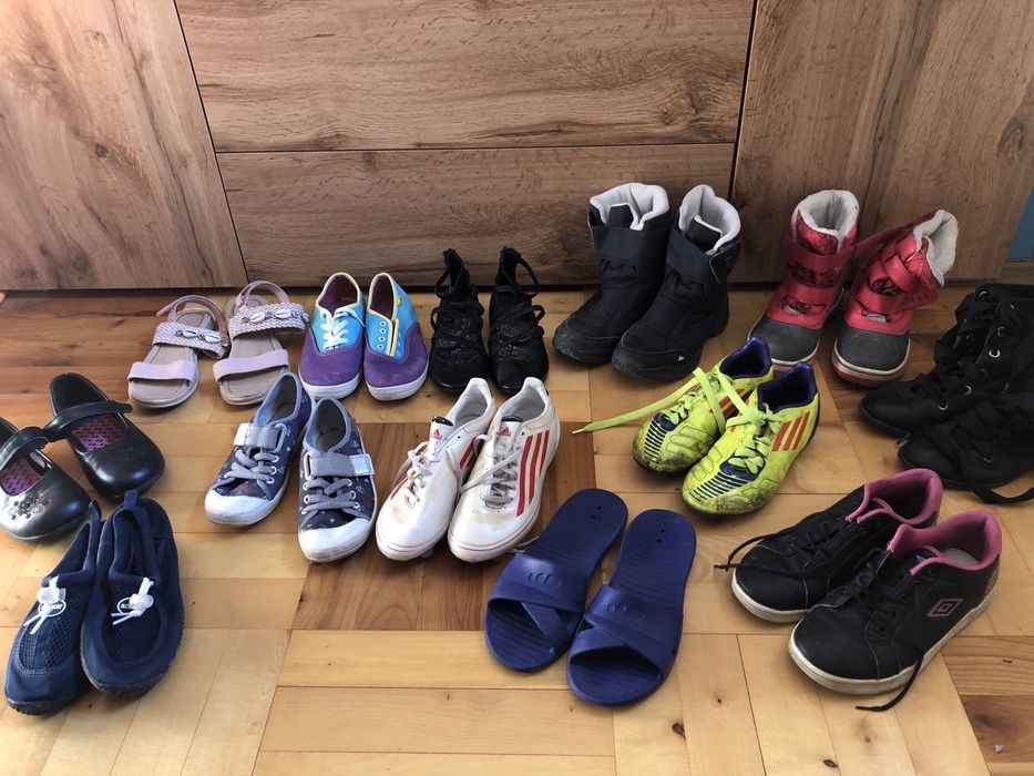 Buty dziecięce buciki 13 par 32-34 korki sniegowce sandaly zestaw paka