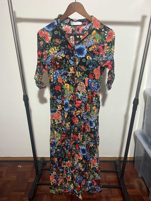 Pack 3 Vestidos Florais M/L – Muito Bom Estado
