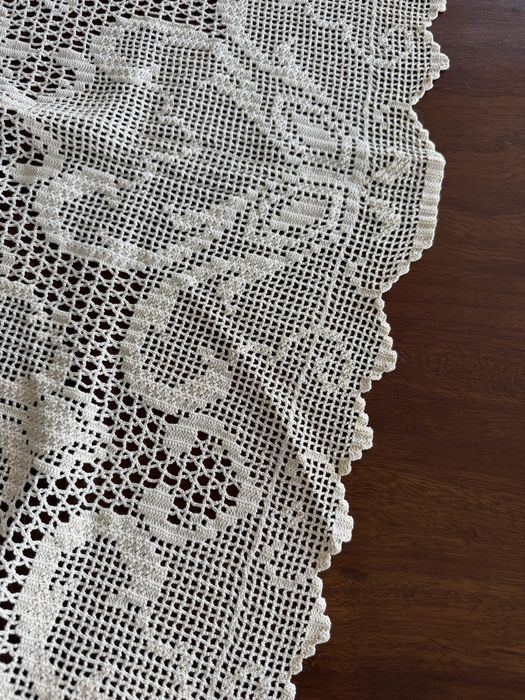 Colcha de renda feita à mão