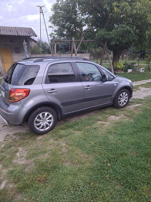 Suzuki SX4