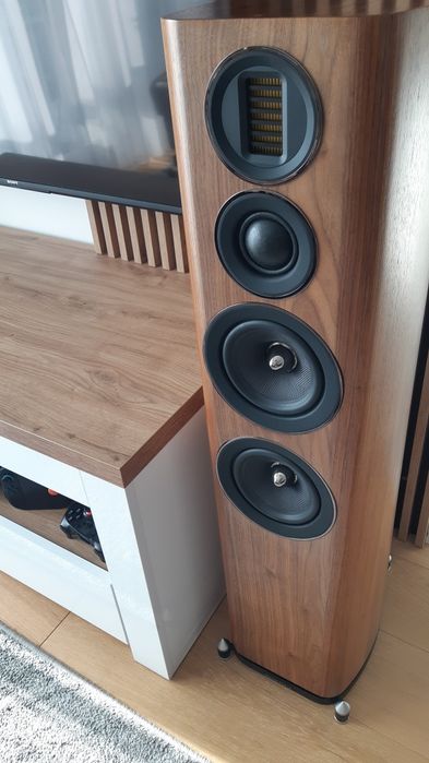 Kolumny WHARFEDALE EVO 4.4 WALNUT-ORZECH głośniki stereo