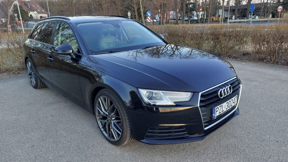Audi A4 2.0tdi stronic active sound 19"