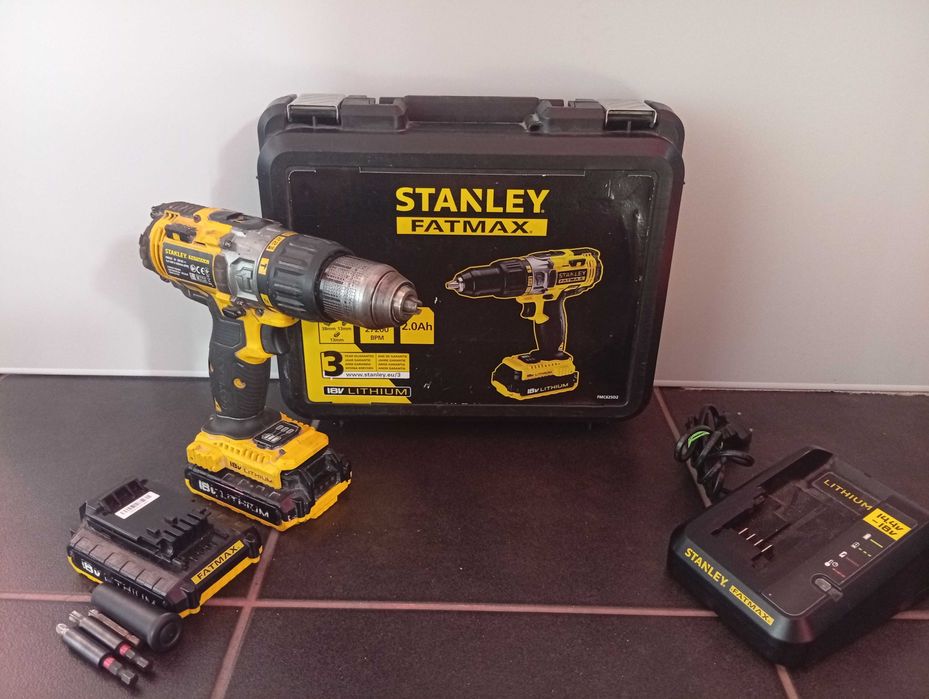 Wkrętarko wiertarka Stanley FMC 625 Walizka