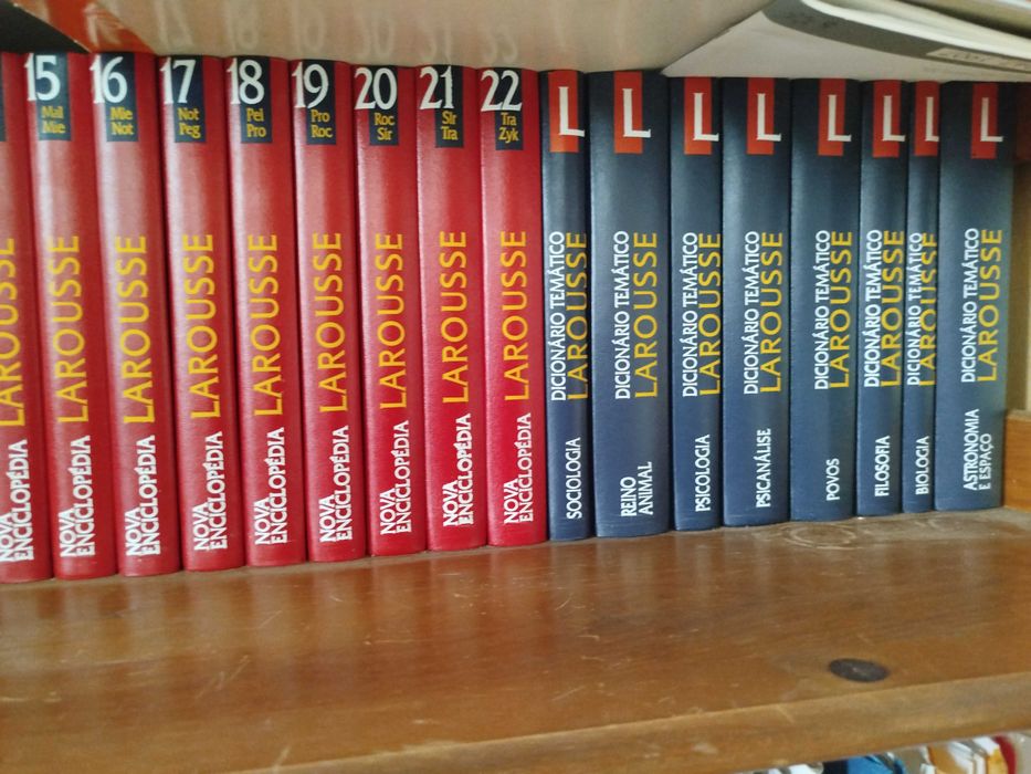 Coleção de enciclopédias a-z e temáticas