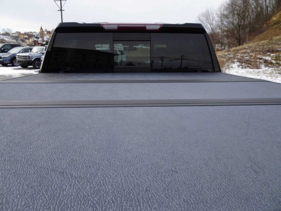 GMC Sierra 1500 SLT      2019