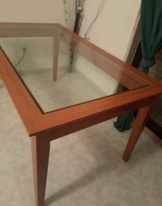 Mesa de sala de jantar