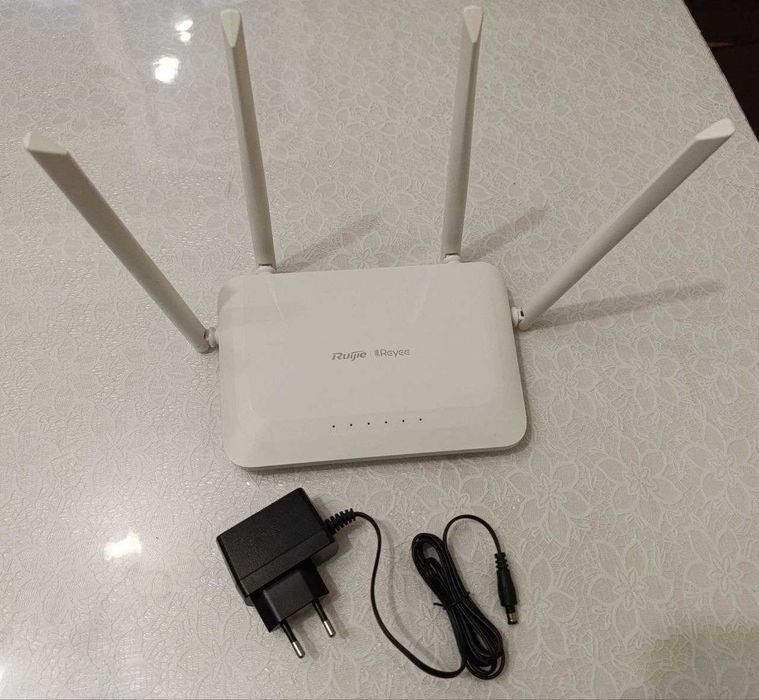 Продам двохдіапазонний роутер Ruijie RG-EW1200 (5 ГГц /2 ГГц) Wi-Fi 5