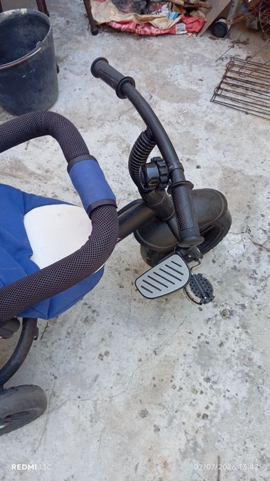 Carrinho, triciclo para bebé!