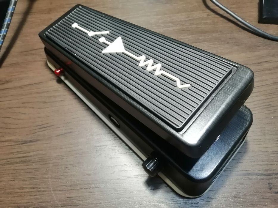 Wah wah Dunlop CAE MC 404