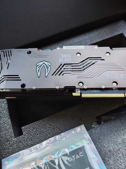 Karta graficzna ZOTAC GeForce RTX 3090 Trinity 24 GB