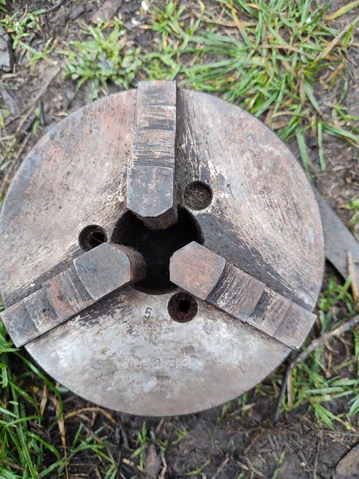 Патрон токарного станка