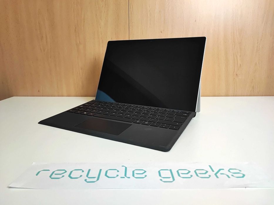 Microsoft Surface Pro 7 i5 1035G4 8GB Ram 256GB NVMe
